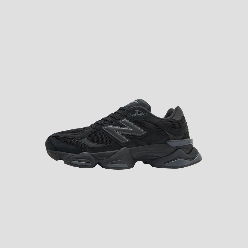Obsidian X Shoes