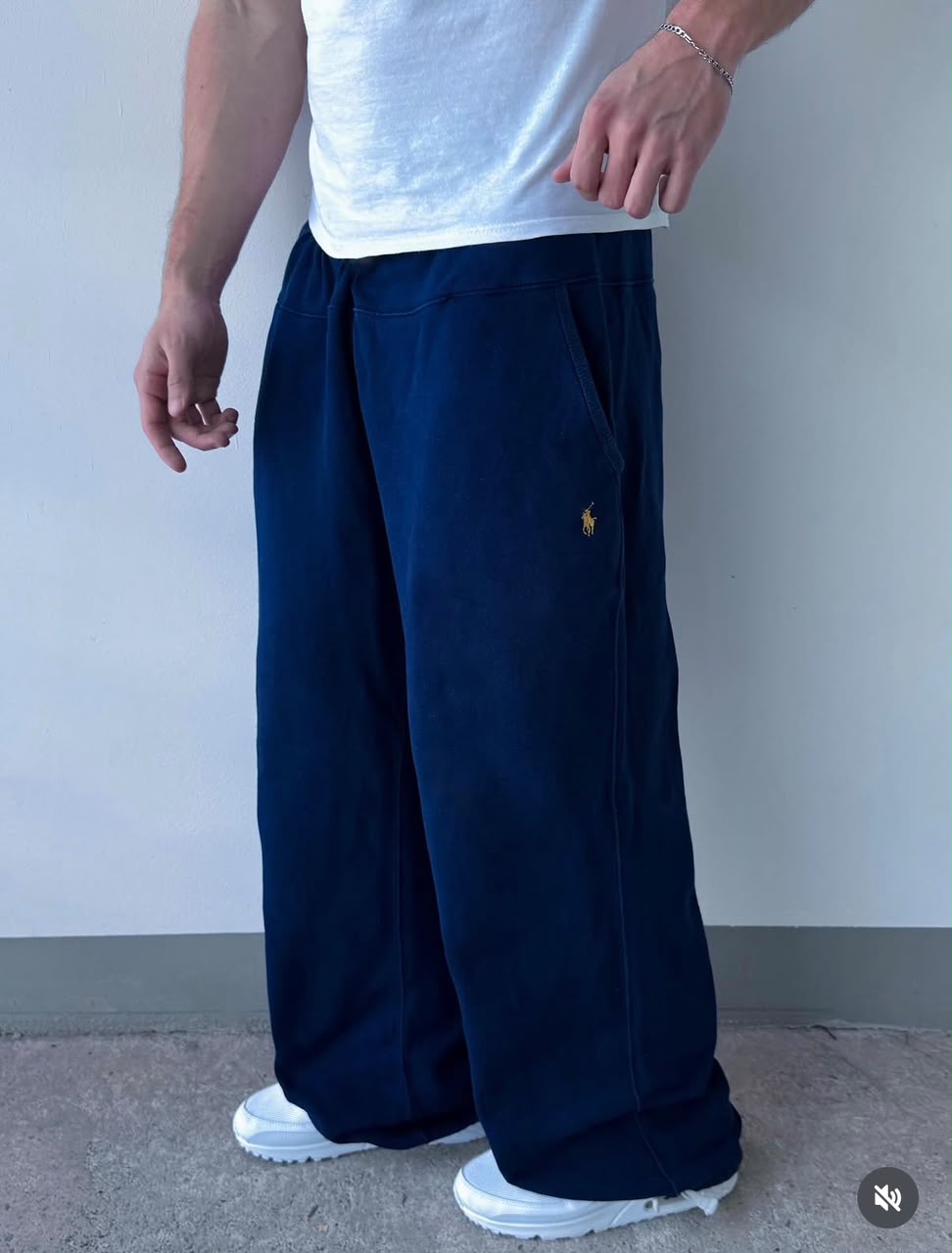 Deep Navy Essential Pants